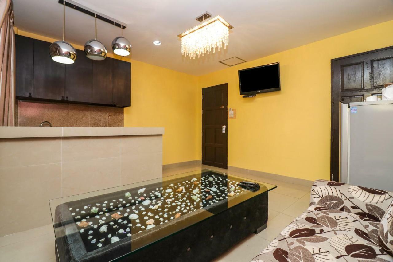 Oyo 131 Griebs Inn Pattaya Zewnętrze zdjęcie
