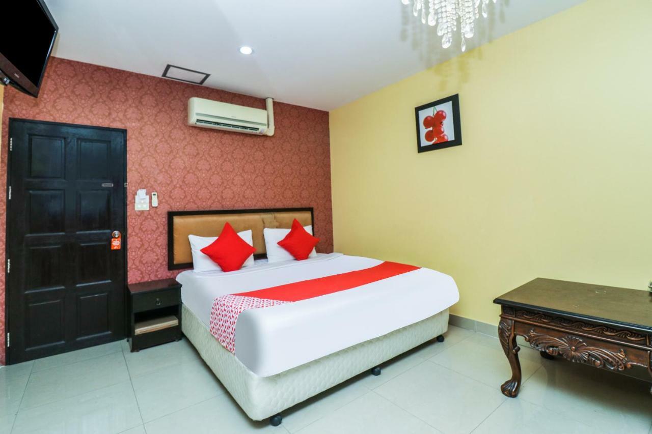 Oyo 131 Griebs Inn Pattaya Zewnętrze zdjęcie